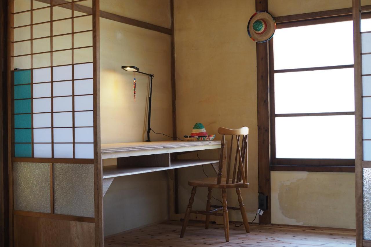 岡邸 Apartment Tonosho  Exterior photo